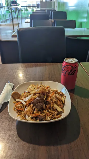 Yum Yai Express Thai Kitchen