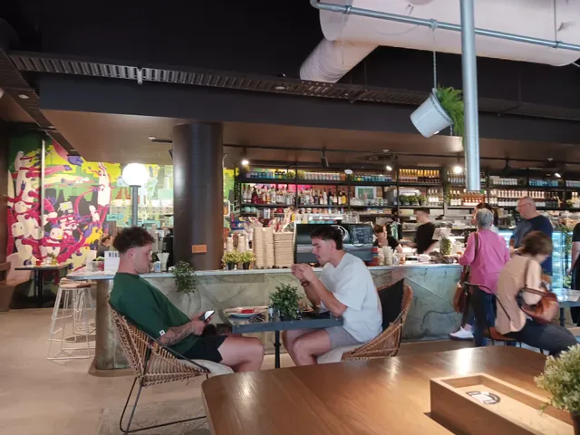 Zitto Tea Tree Plaza