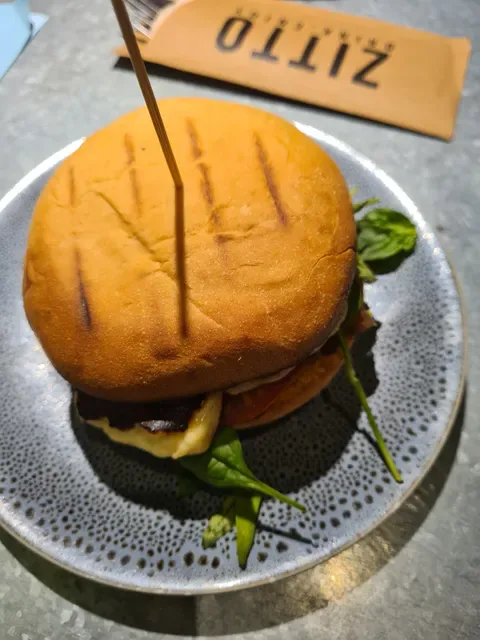 Zitto Tea Tree Plaza