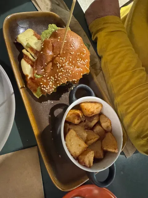 Zitto Tea Tree Plaza