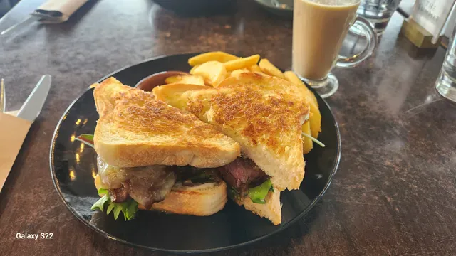 The Summit Cafe and Function Centre