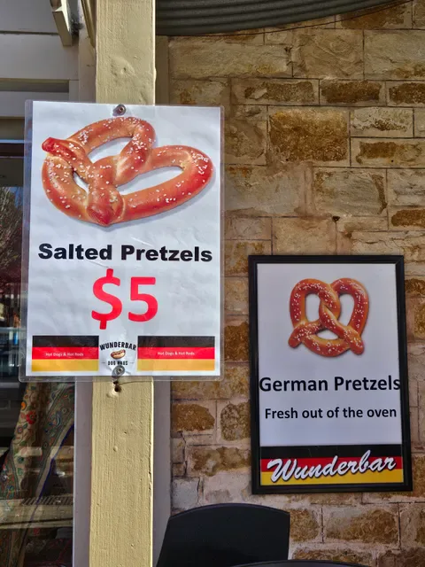 Wunderbar Dog Haus