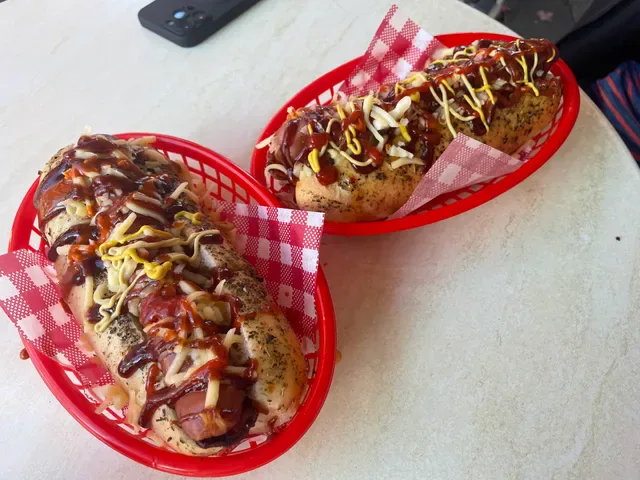 Wunderbar Dog Haus