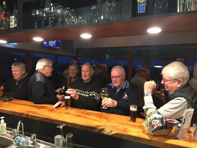 Islanders' Tavern