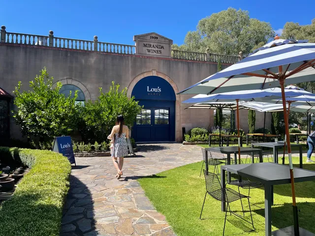 Lou's by Horizon