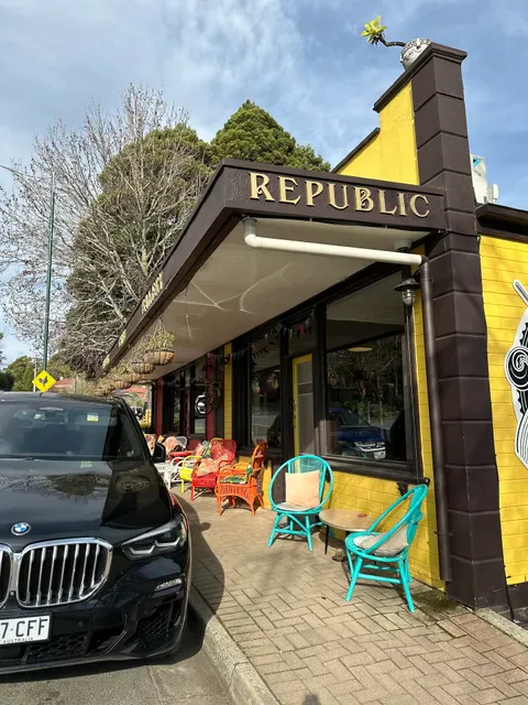 Uraidla Republic Cafe, Bakery & Brewery