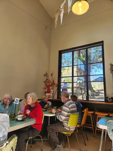 Uraidla Republic Cafe, Bakery & Brewery