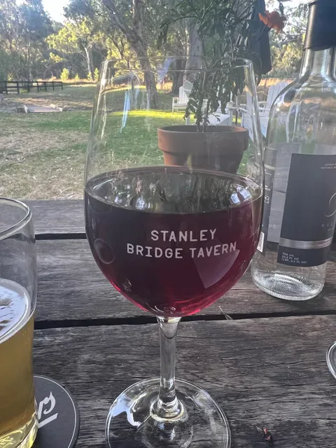 Stanley Bridge Tavern