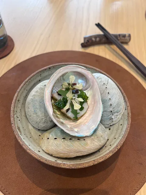 LVN Restaurant at Bird in Hand