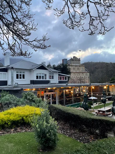 Cascade Brewery Bar