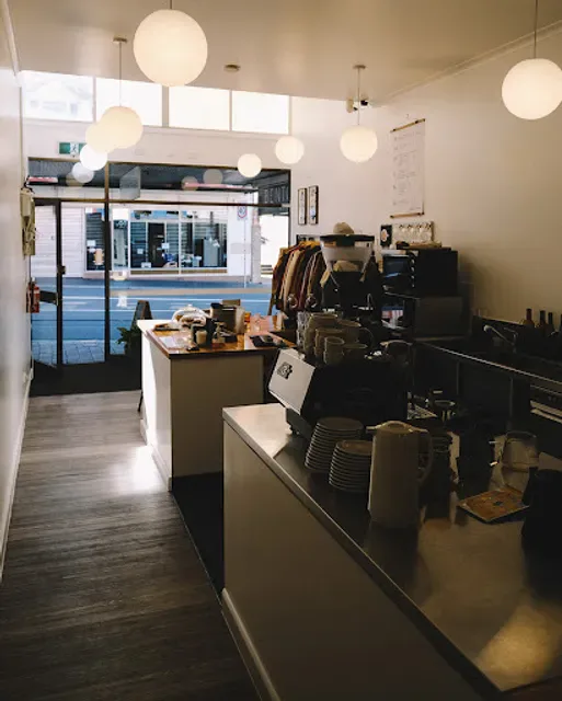 SOMEWHERE COFFEE BAR