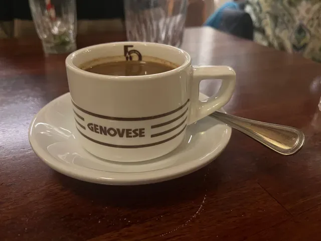A LA GRECQUE
