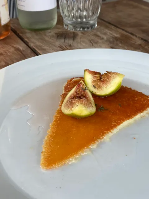 A LA GRECQUE