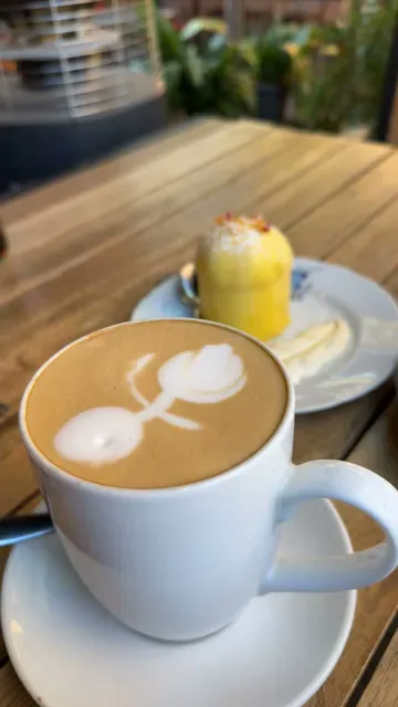 Baby Black Espresso Bar