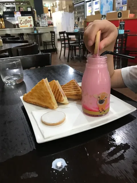 Paper Chase Cafe