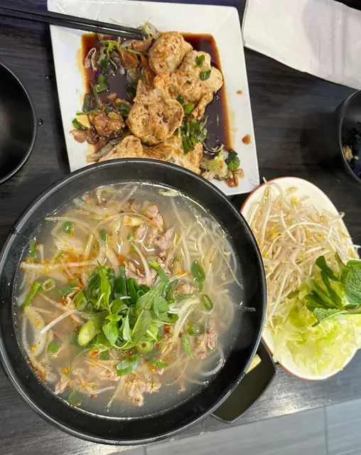 Saigon Noodle House