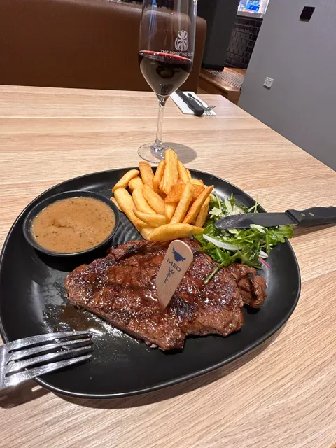 The Sporting Globe Bar & Grill Ballarat