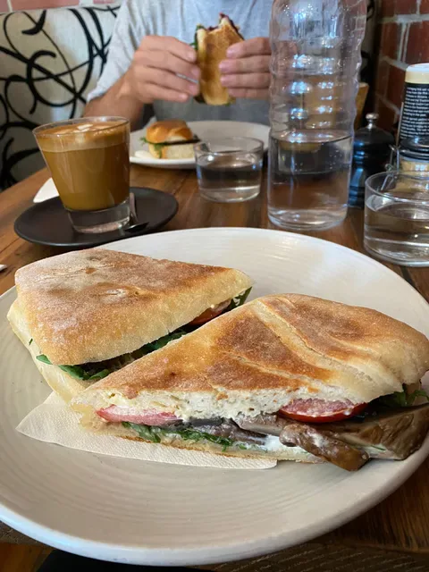 Webster's Market And Cafe