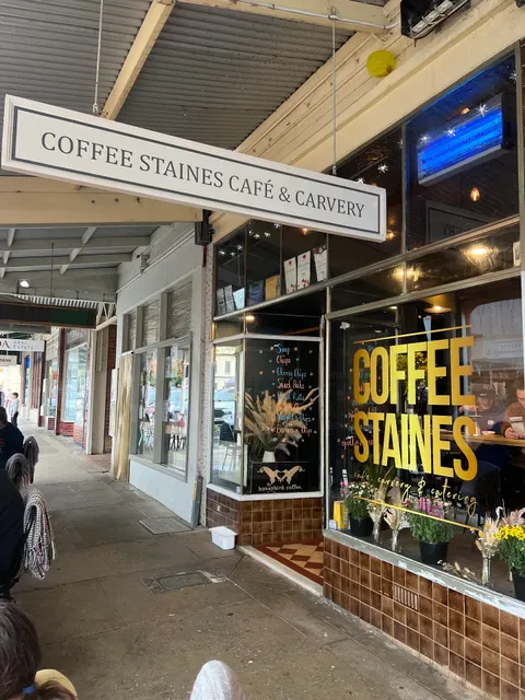 Coffee Staines - Café