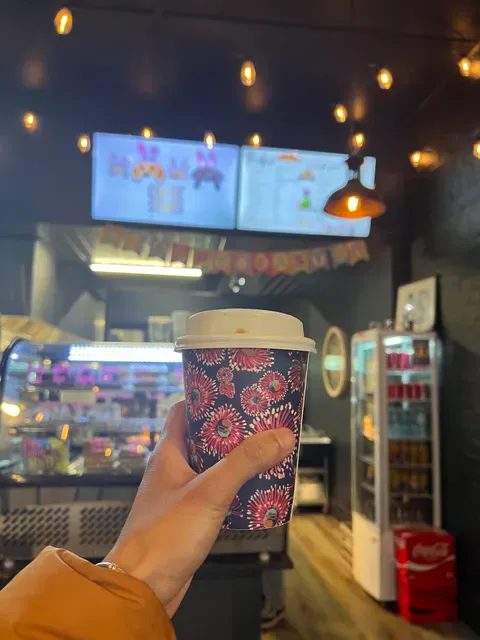 Coffee Staines - Café