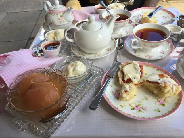 Moments & Memories Tea Room
