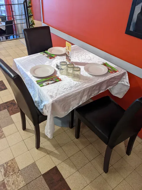Tandoori Hut Indian Restaurant