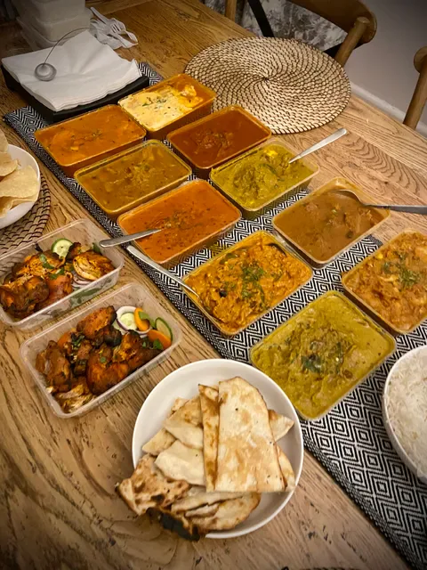 Tandoori Hut Indian Restaurant