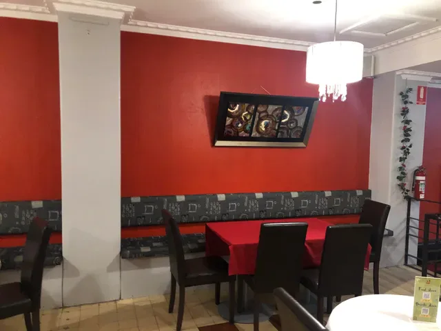 Tandoori Hut Indian Restaurant