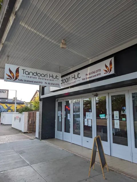 Tandoori Hut Indian Restaurant