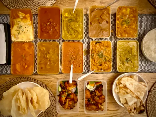 Tandoori Hut Indian Restaurant