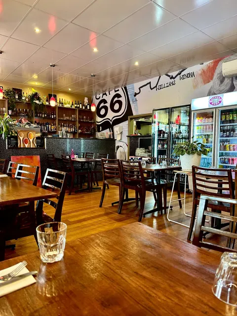 8 Sisters Cafe and Grill