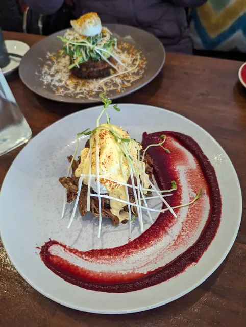 8 Sisters Cafe and Grill