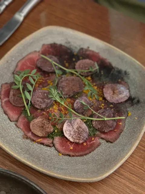 Alium Dining