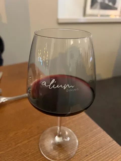 Alium Dining