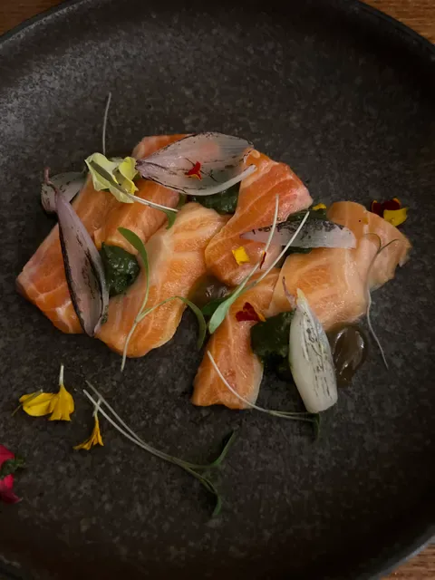 Alium Dining