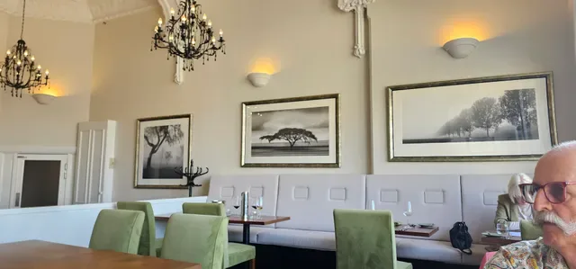 Alium Dining
