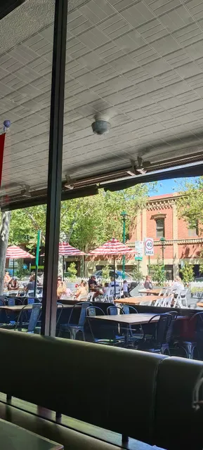 Grill'd Burgers - Bendigo