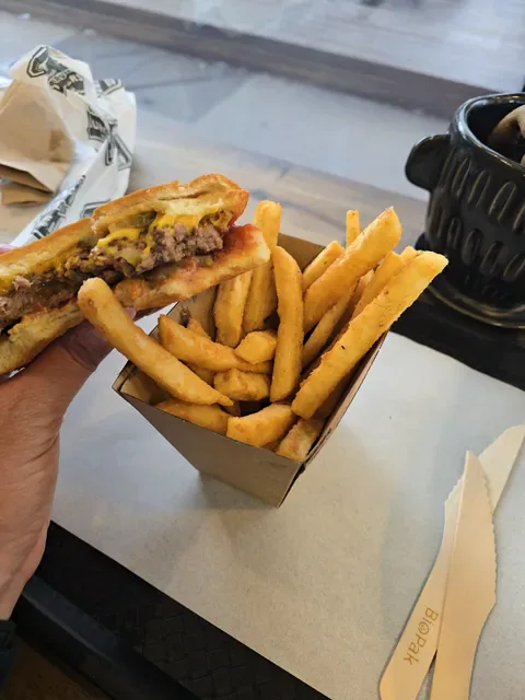 Burgerville Bright
