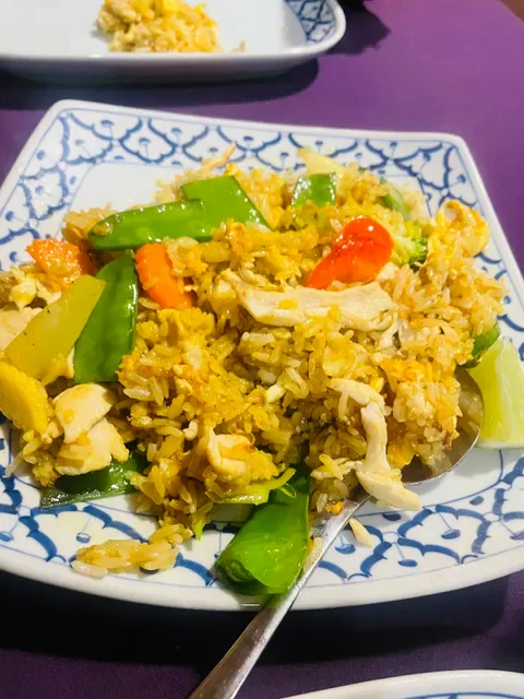 Suganya's Thai Restaurant