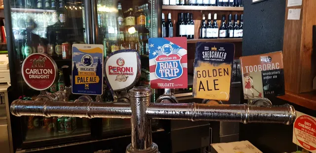 Railway Hotel Castlemaine