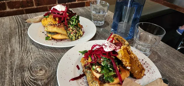 Future Cafe - Halal