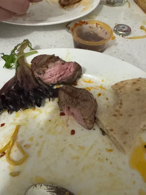 Bani's Restaurant & Bar