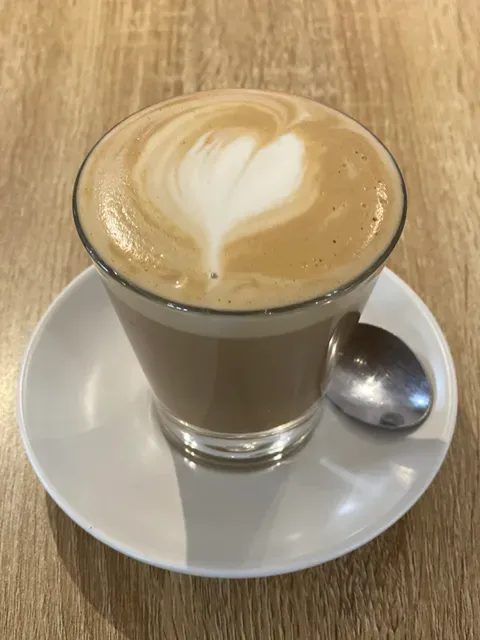 M & O Cafe