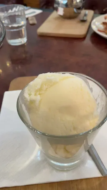 Pino's Trattoria