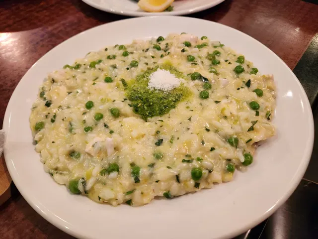 Pino's Trattoria