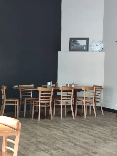 Smokeytown Cafe and Restaurant