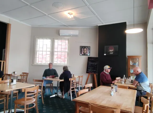 Smokeytown Cafe and Restaurant