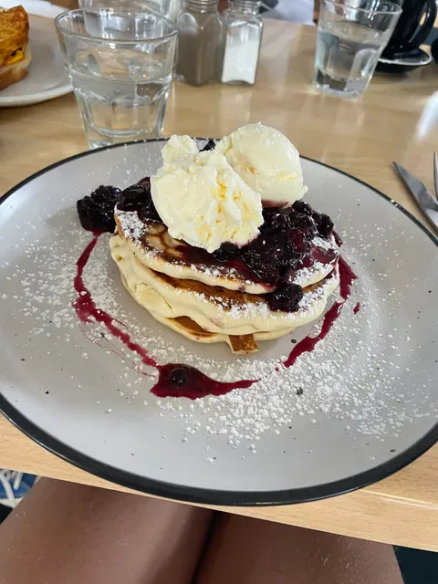 Smokeytown Cafe and Restaurant