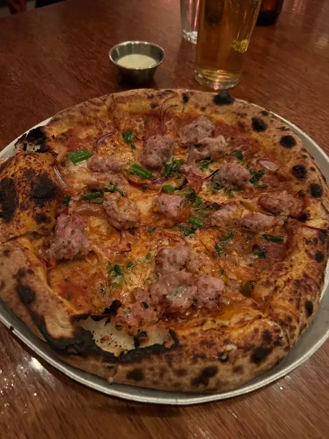 Beppe Wood-Fired Pizza @ Daylesford Hotel