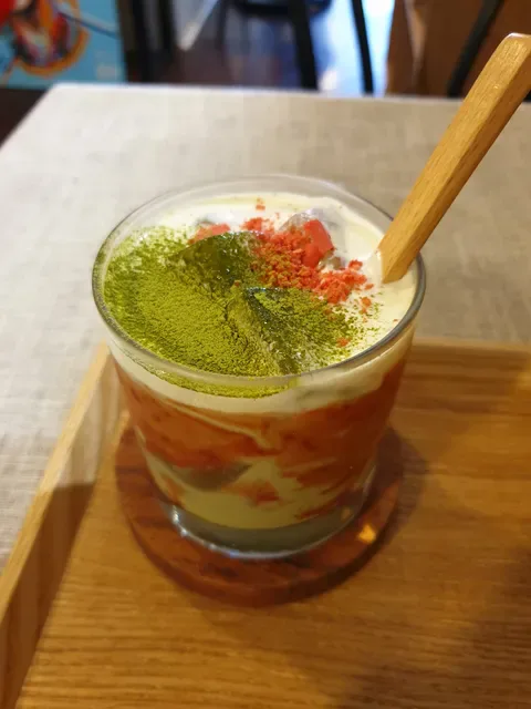 ILZA JAPANESE CAFE DOCKLANDS